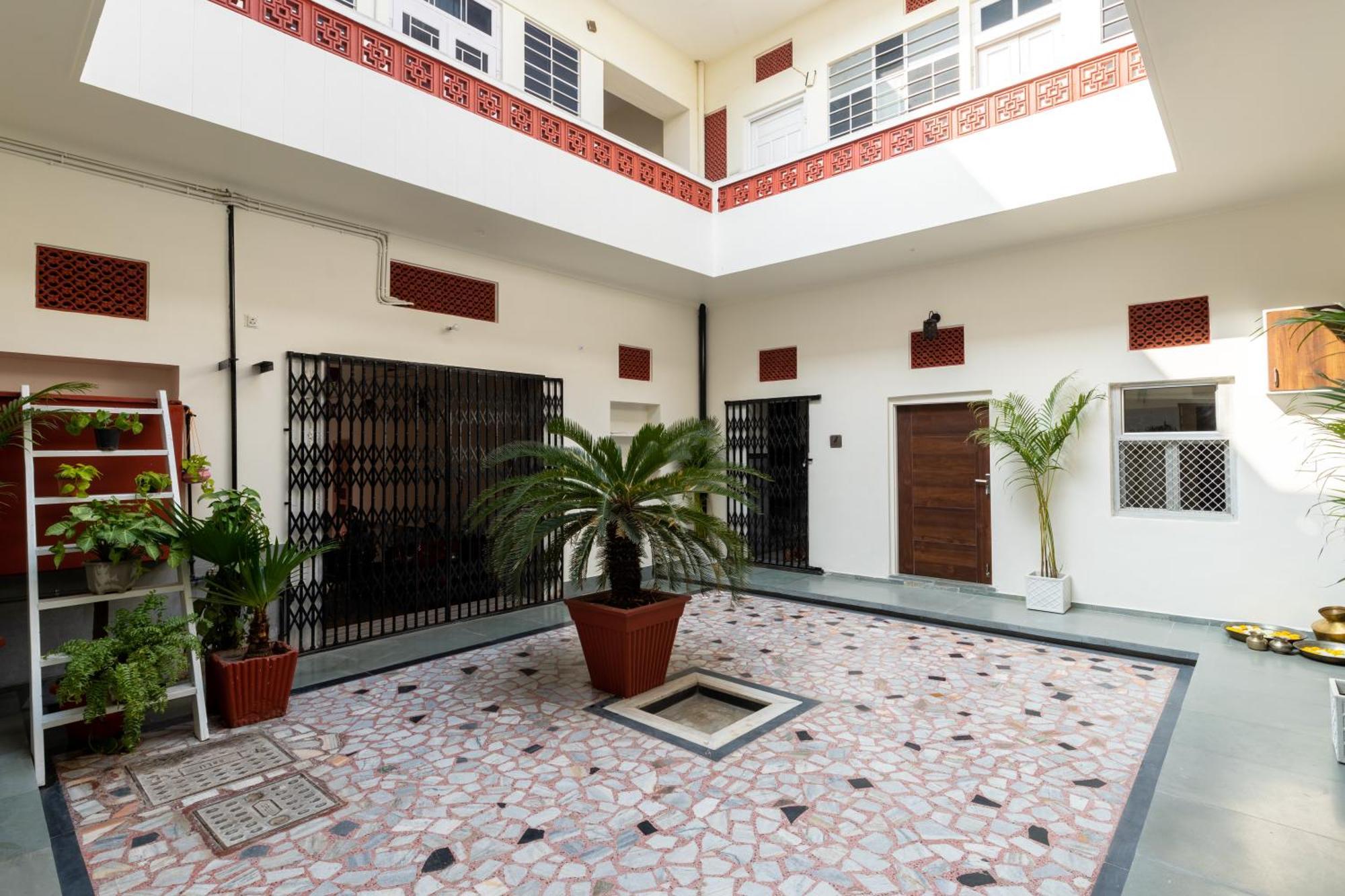 Heart Of The City Homestay By Rashmi Jaipur Buitenkant foto