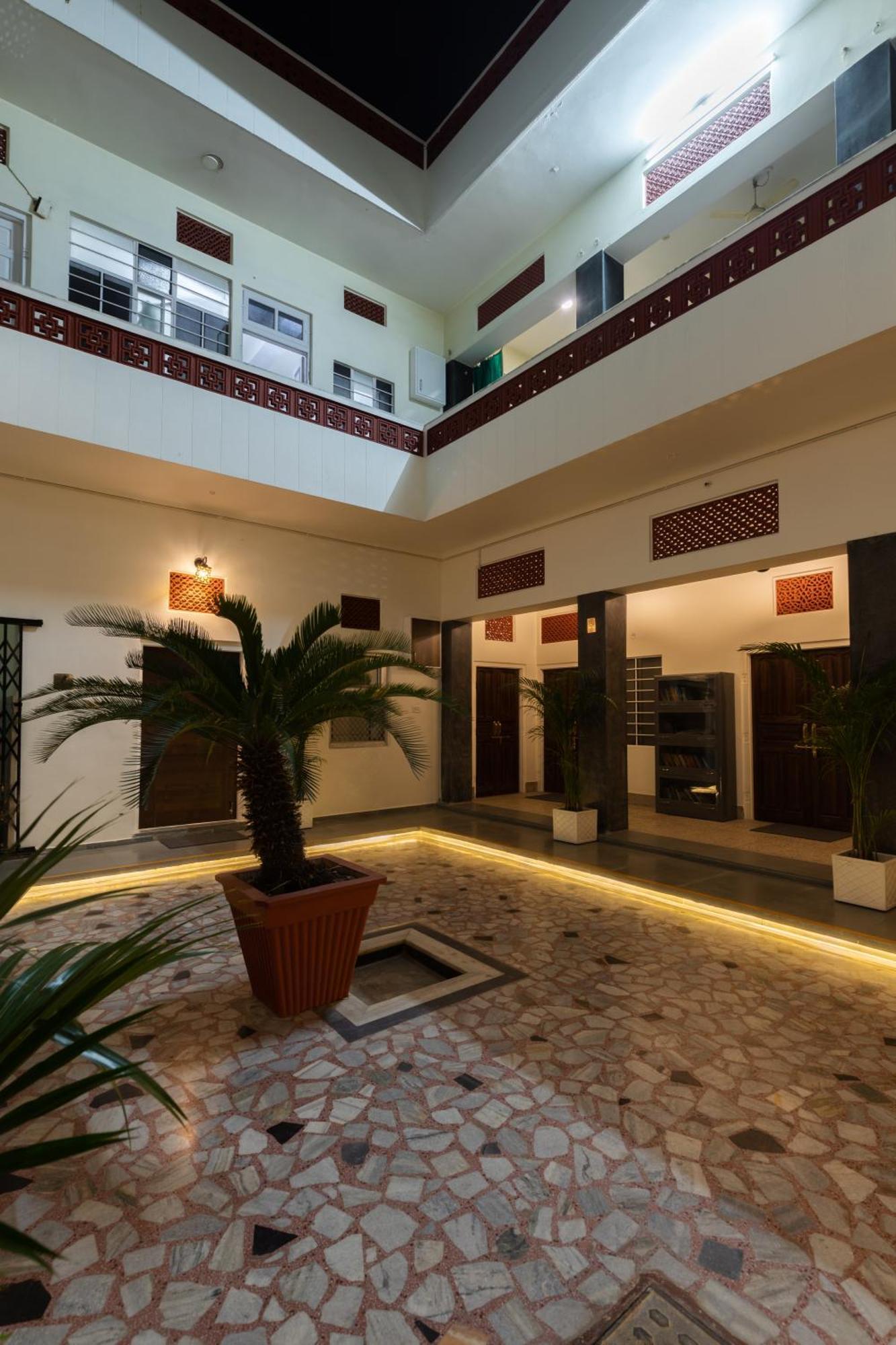Heart Of The City Homestay By Rashmi Jaipur Buitenkant foto