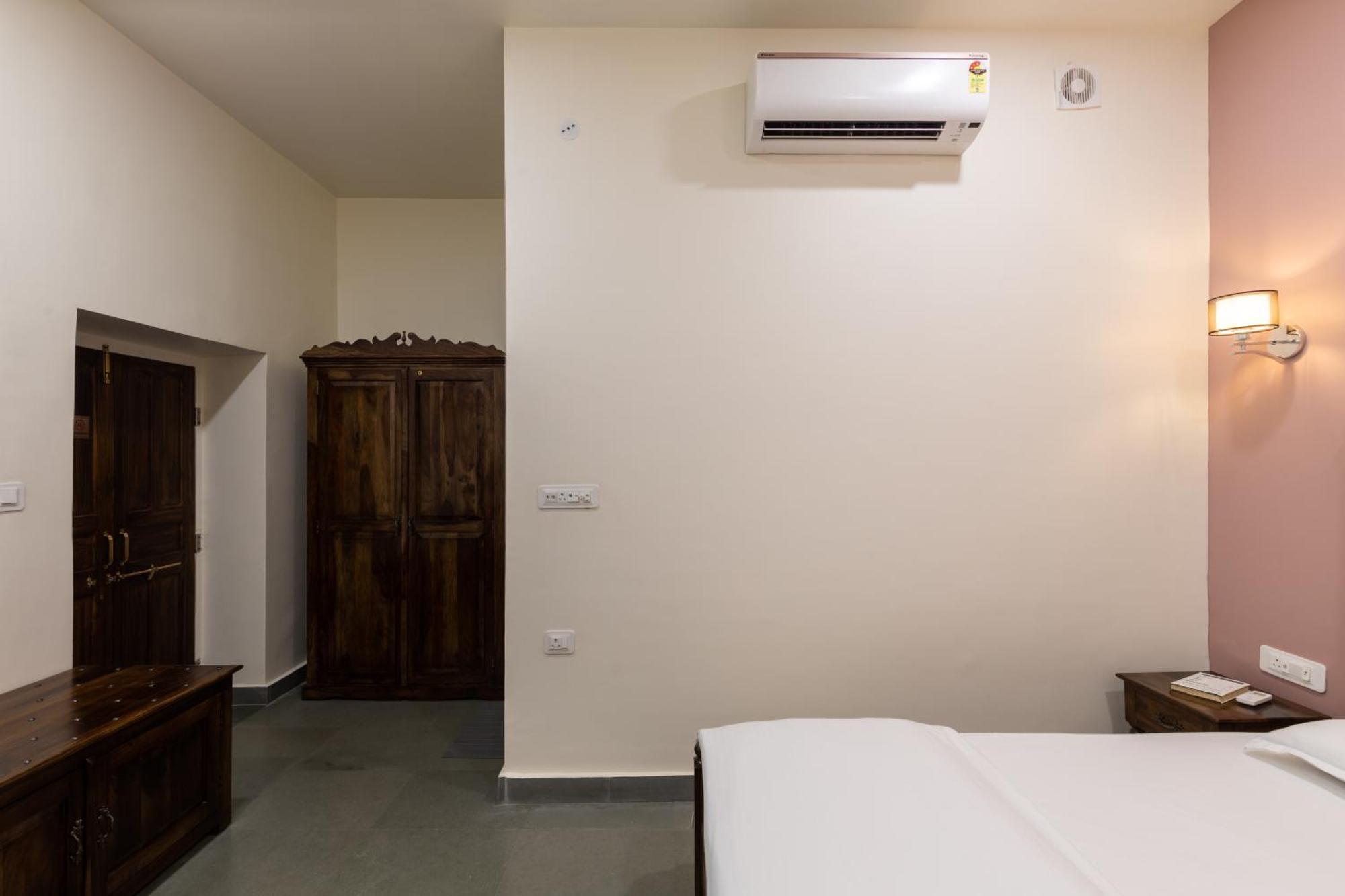 Heart Of The City Homestay By Rashmi Jaipur Buitenkant foto