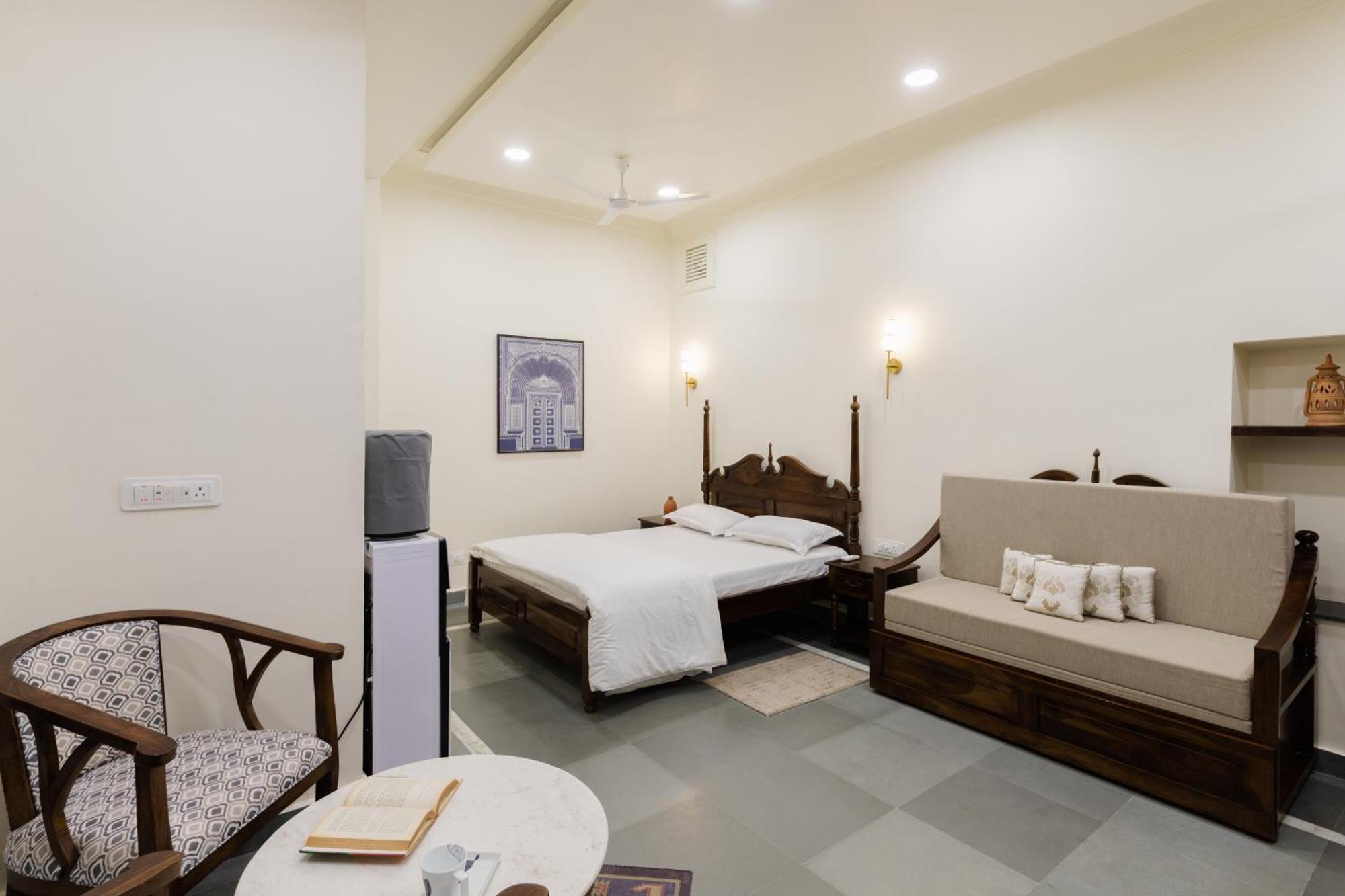Heart Of The City Homestay By Rashmi Jaipur Buitenkant foto